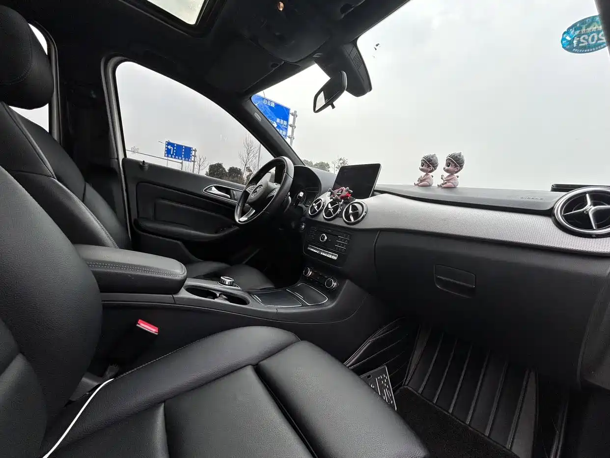 Mercedes-Benz B-Class 2017 B 200 Dynamic фото 22