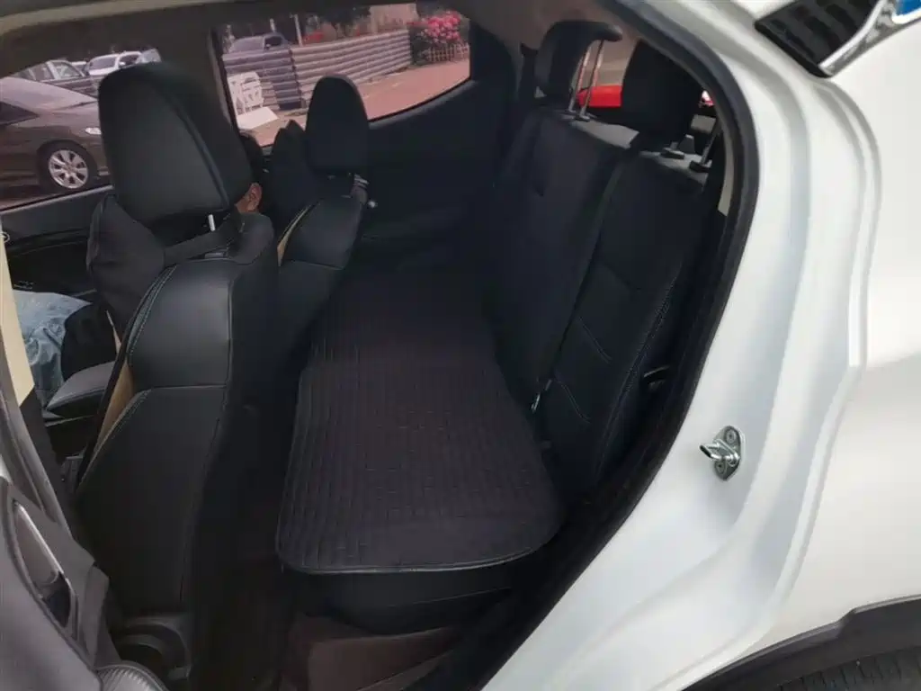 BYD Yuan New Energy 2019 EV360 Smart Connect Premium Edition фото 17