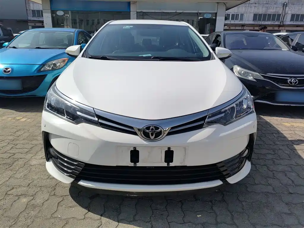 Toyota Corolla 2018 1.2T S-CVT GL Smart Edition фото 3