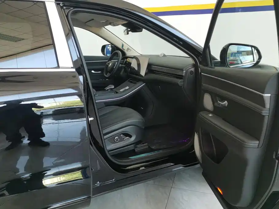 AITO Wenjie AITO M7 2026 2024 1.5T RWD Plus 5-Seater