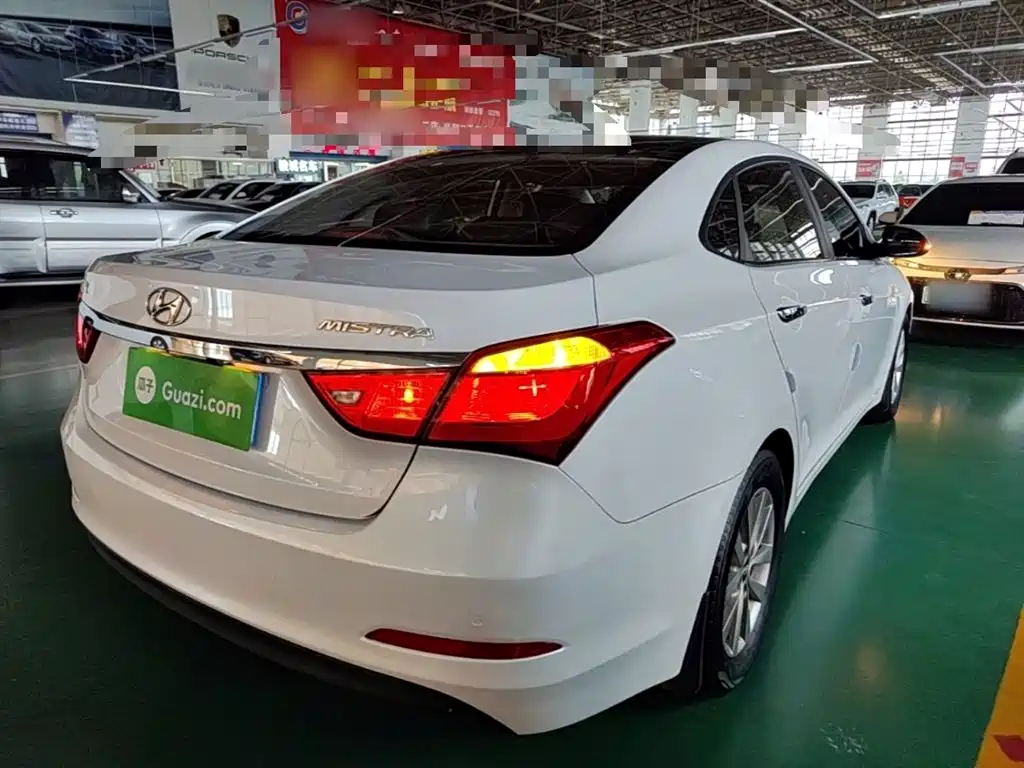 Hyundai Mistra 2014 1.8L Auto Smart GLS фото 7
