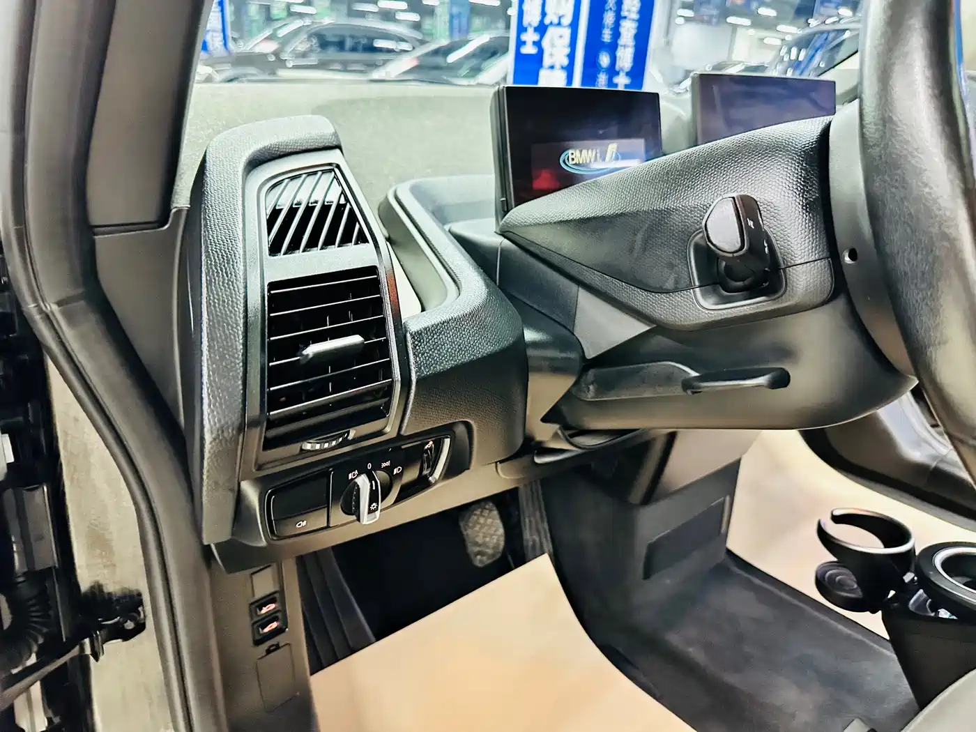 Фото 29 - BMW i3 (Import)