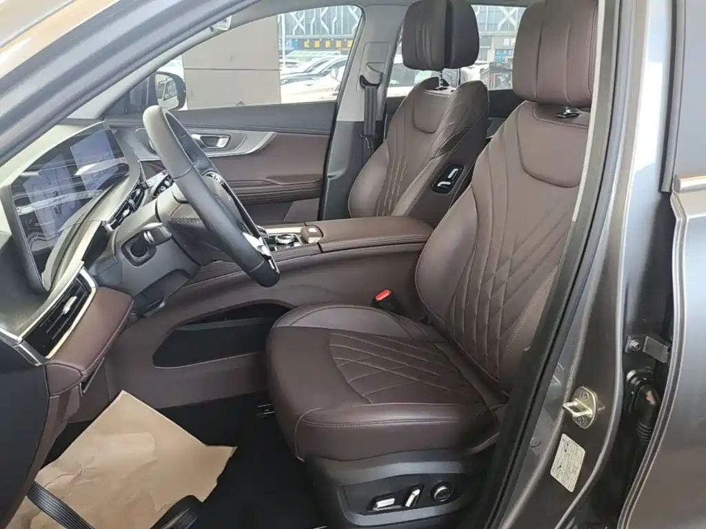 Chery Tiggo 8 PRO 2025 2025 290T 2WD Premium Edition