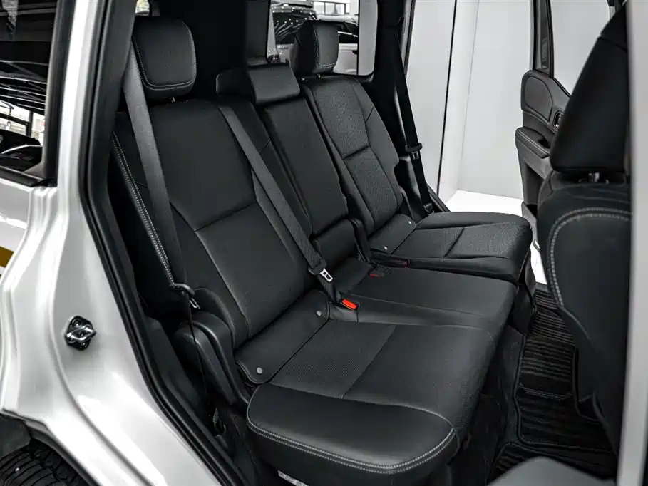 Toyota Prado 2024 2.4T All-Terrain TX Edition 5-Seater фото 24