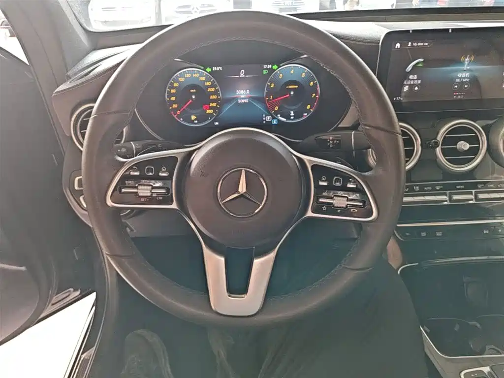 Mercedes-Benz GLC 2020 Facelift GLC 260 L 4MATIC Dynamic фото 11