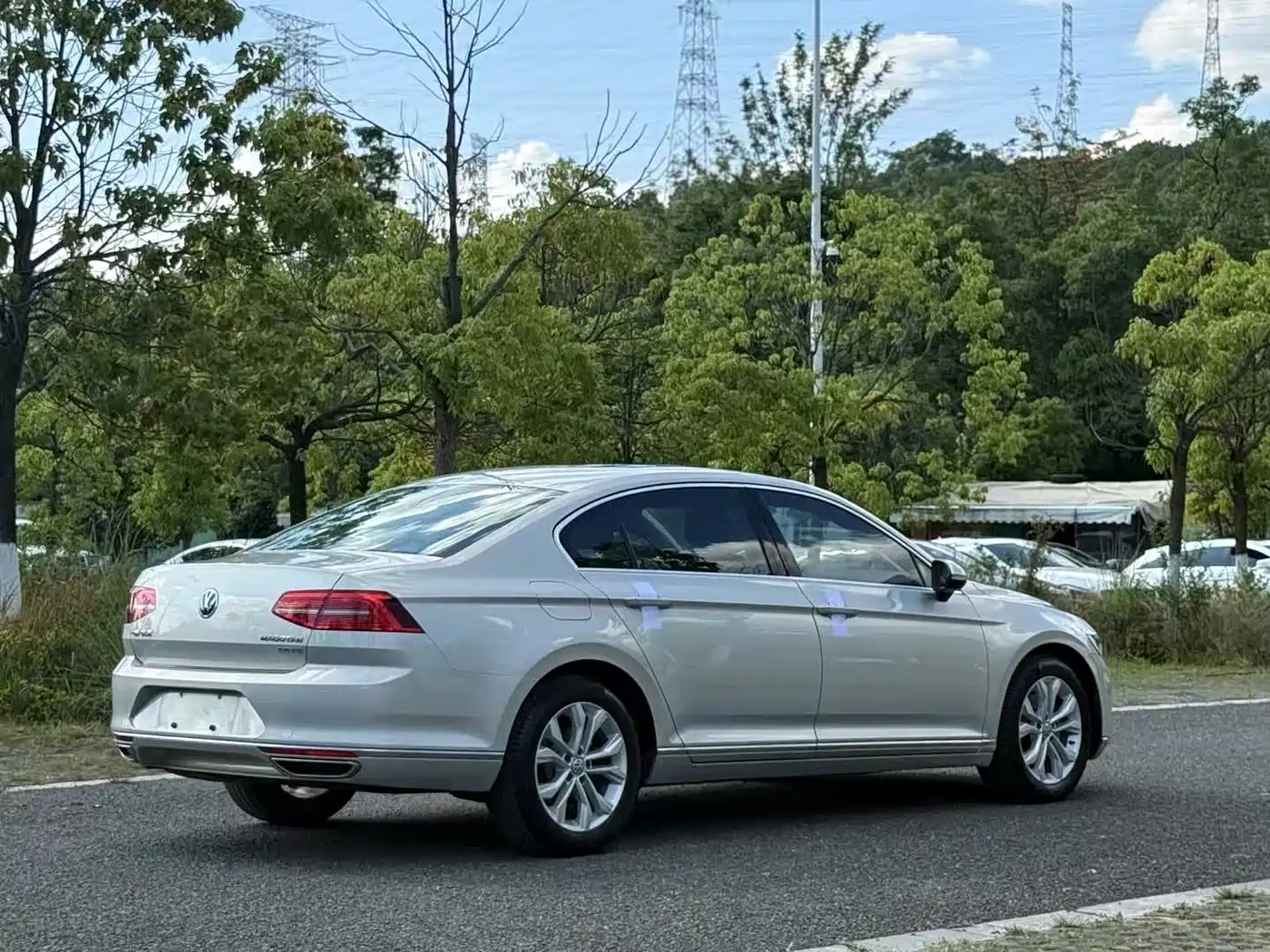 Volkswagen Magotan 2017 330TSI DSG Luxury фото 4