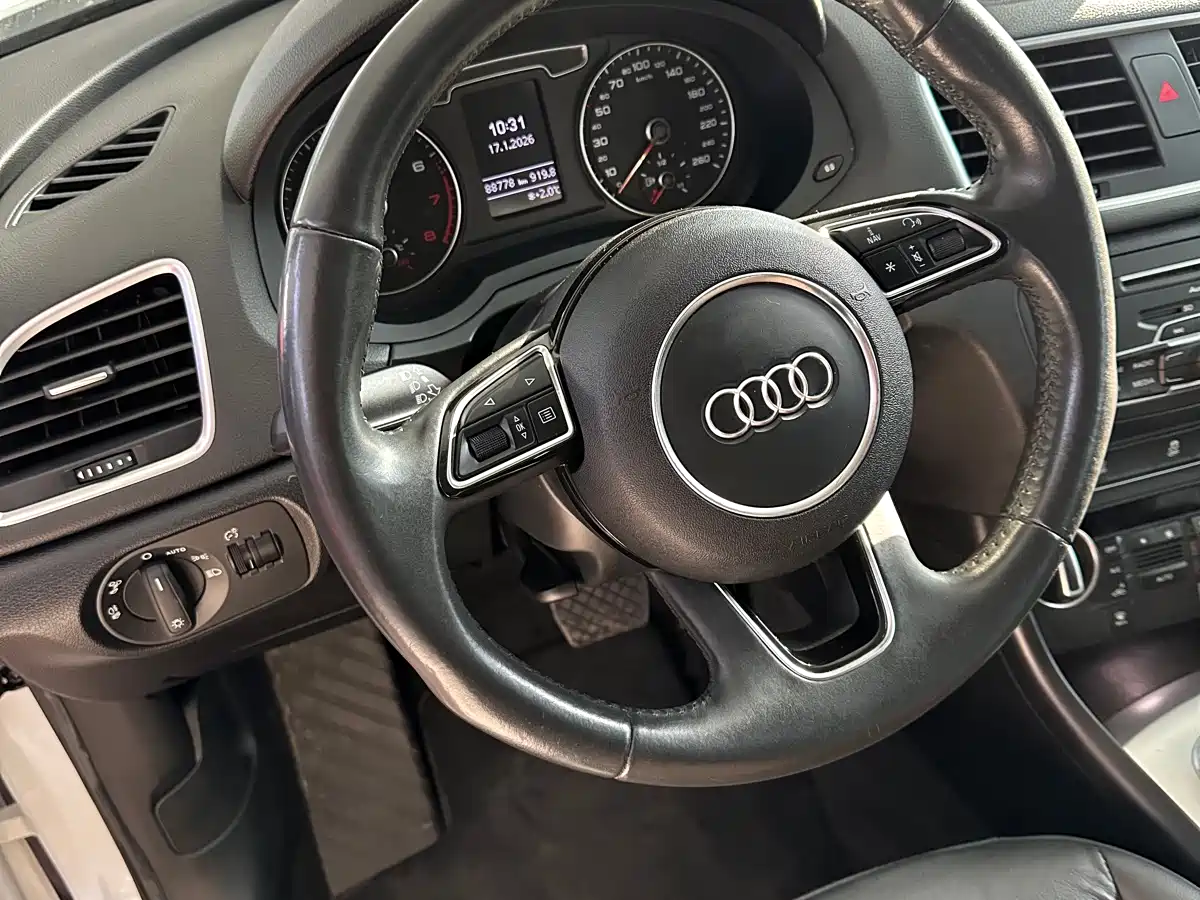 Audi Q3 2018 30th Anniversary Edition 35 TFSI Fashion фото 12