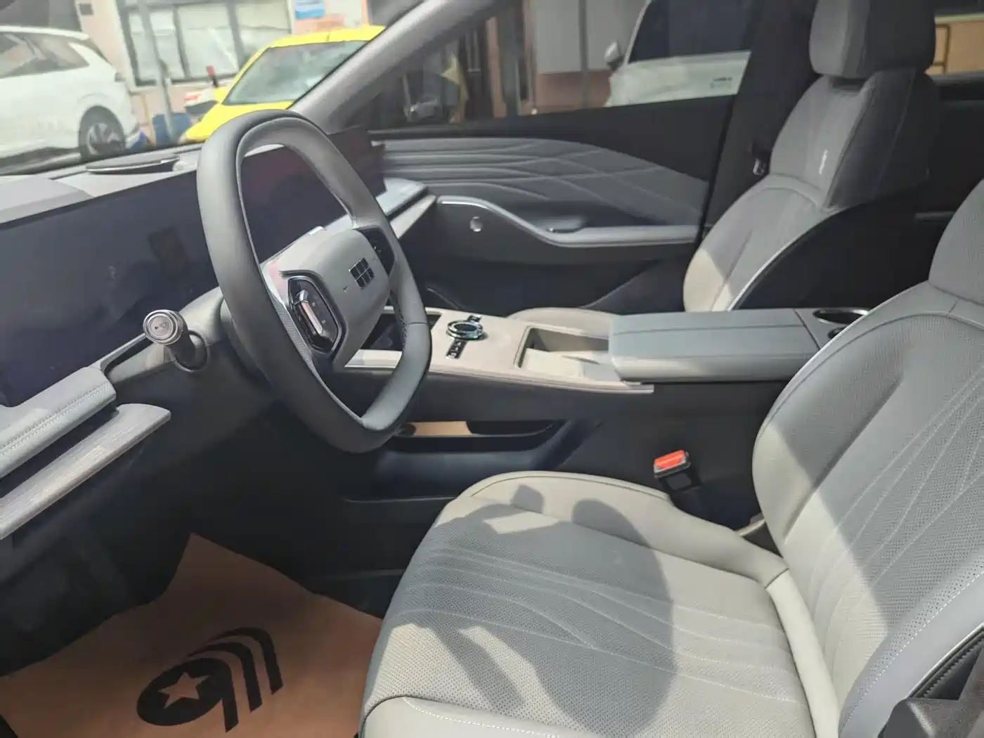 Geely Galaxy Galaxy E8 2024 2024 665km RWD Starship Voyager Edition