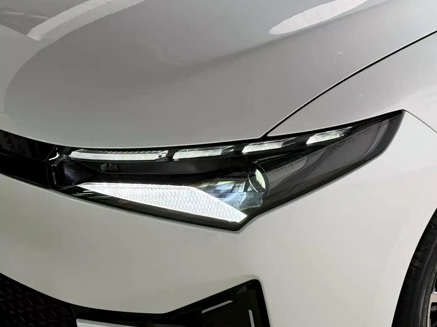 Photo 21 - XPeng P5