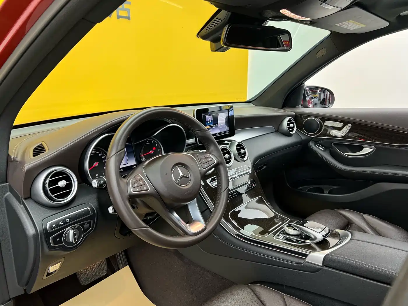Mercedes-Benz GLC 2019 GLC 260 4MATIC Luxury фото 5