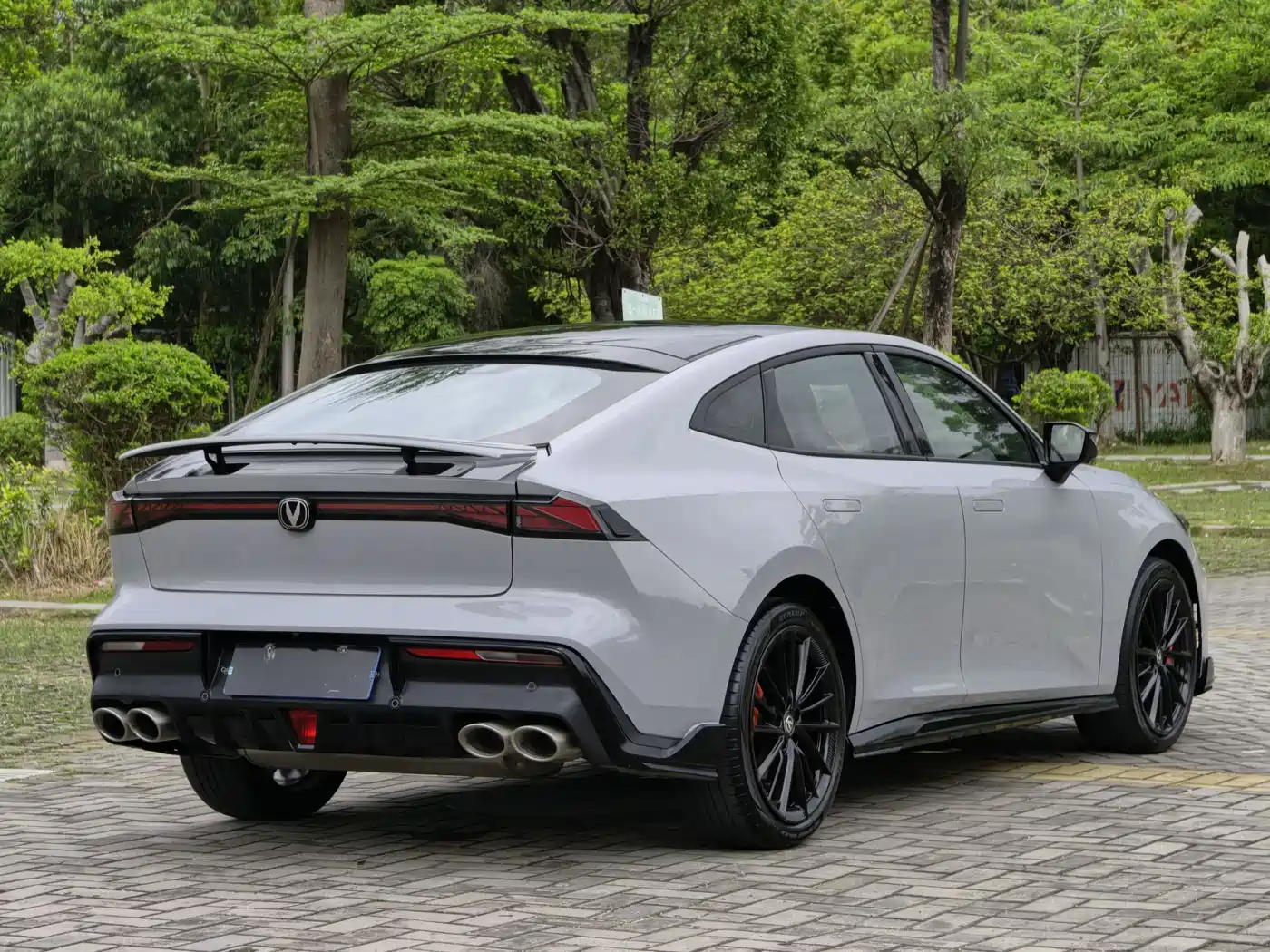 CHANGAN UNI-V
