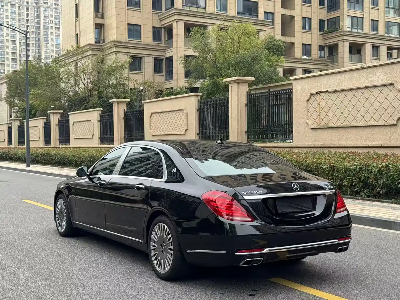 Mercedes-Benz Maybach S-Class 2016 S 400 4MATIC фото 5