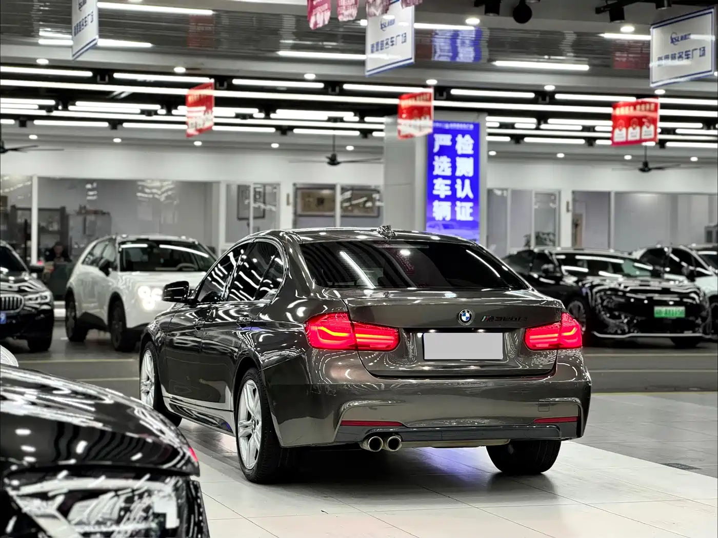 BMW 3 Series 2017 320i M Sport фото 4