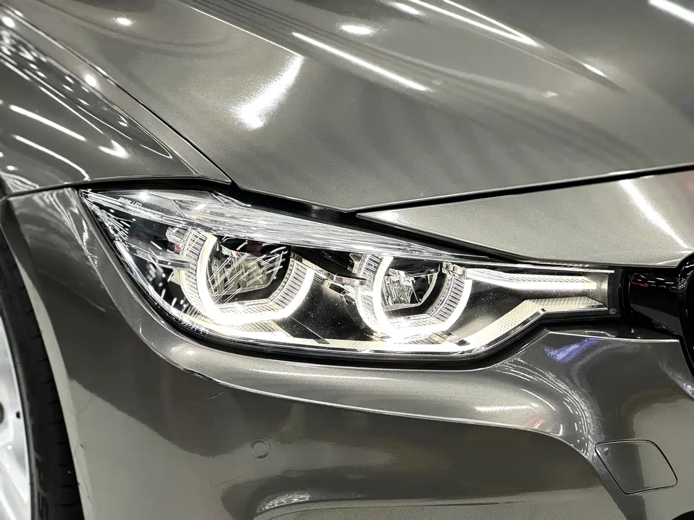 BMW 3 Series 2017 320i M Sport фото 18