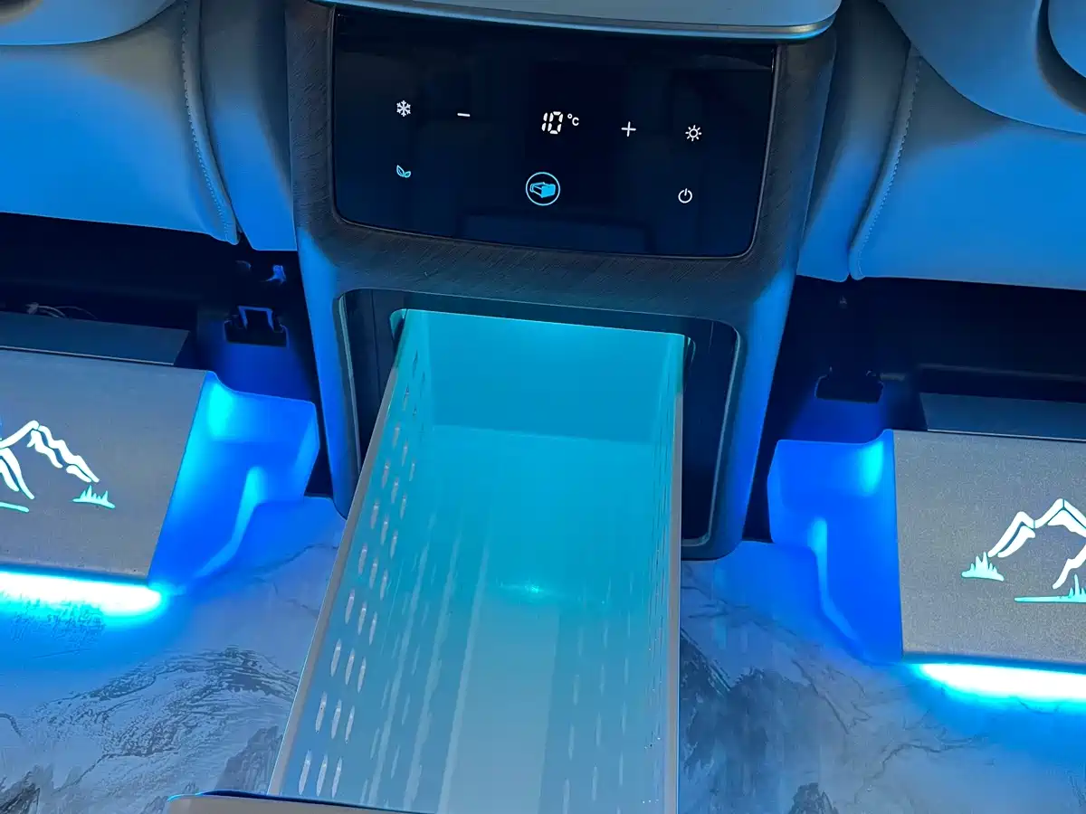 WEY Alpine 2025 2023 AWD Flagship