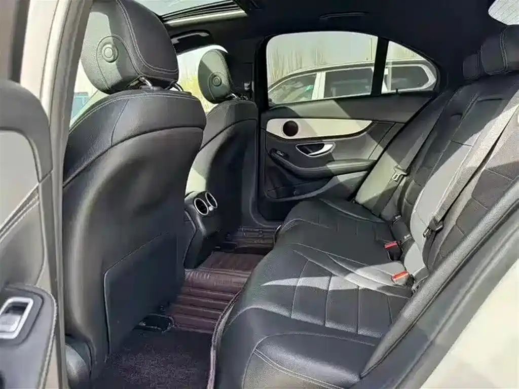 Mercedes-Benz C-Class 2016 C 200 L Sport фото 6