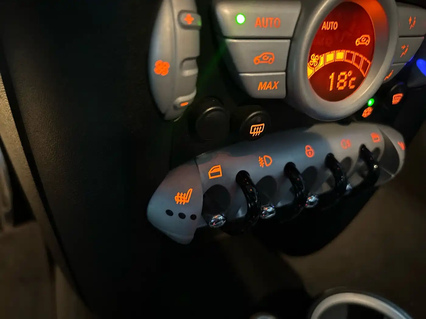 MINI MINI 2011 2010 1.6T COOPER S 50 Camden