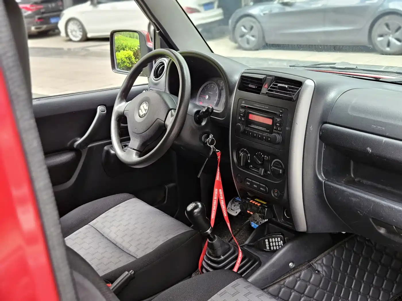 Suzuki Jimny (Import) 2009 1.3 MT Fashion фото 11