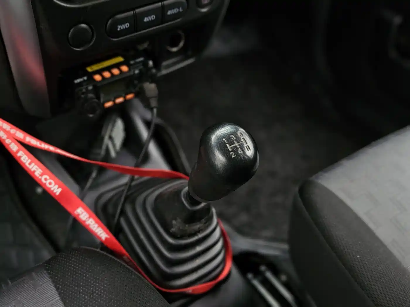 Suzuki Jimny (Import) 2009 1.3 MT Fashion фото 22