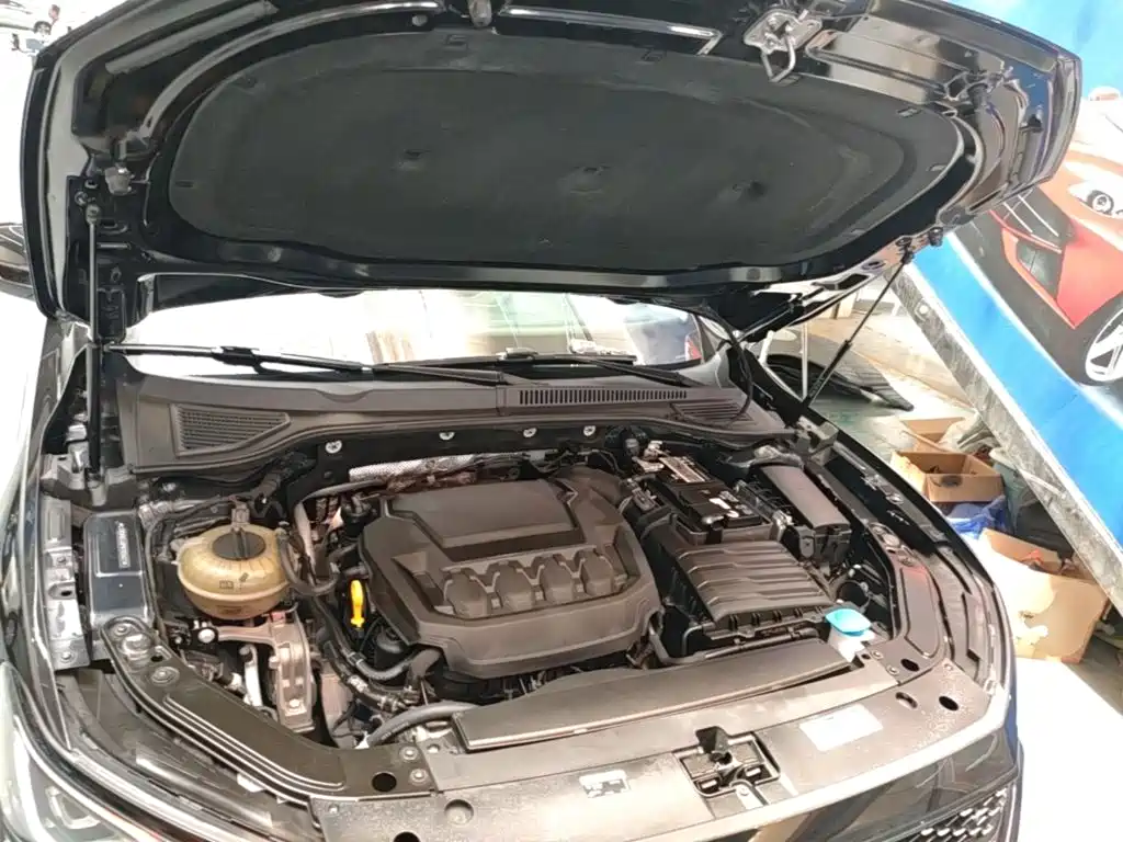 Фото 20 - Volkswagen Passat