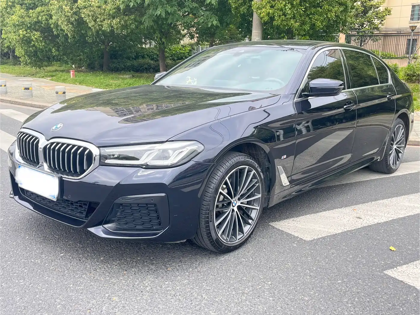 BMW 5 Series 2023 530Li Leading M Sport Package