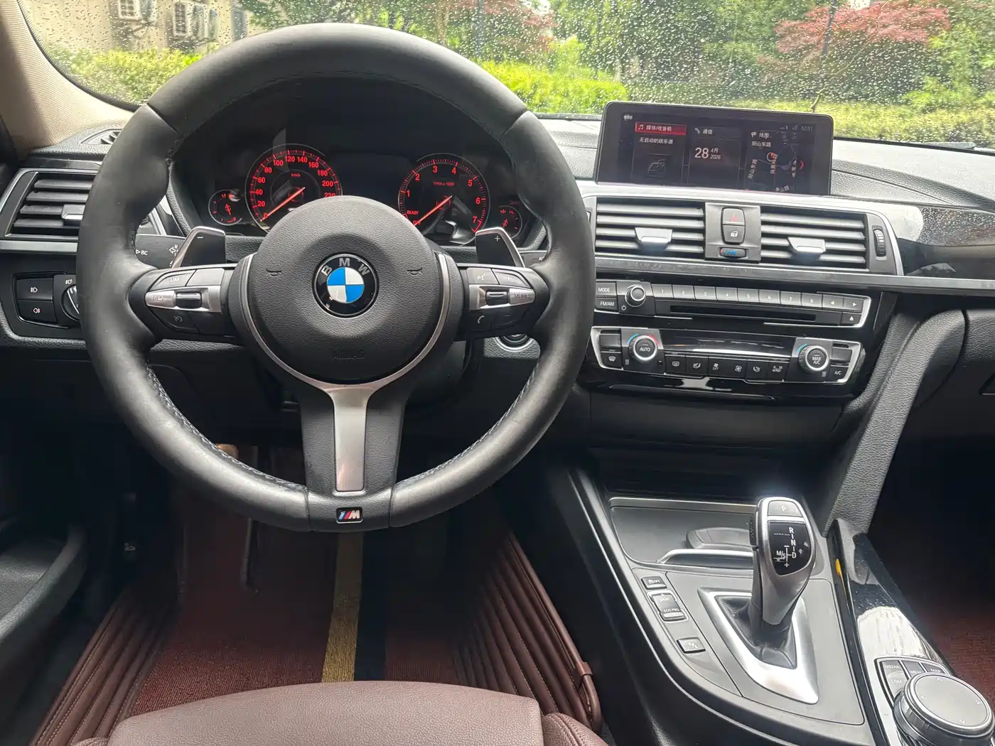 BMW 3 Series 2018 320Li Leading M Sport Package фото 12
