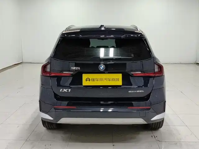 BMW iX1 2026 2026 eDrive25L X Design Package