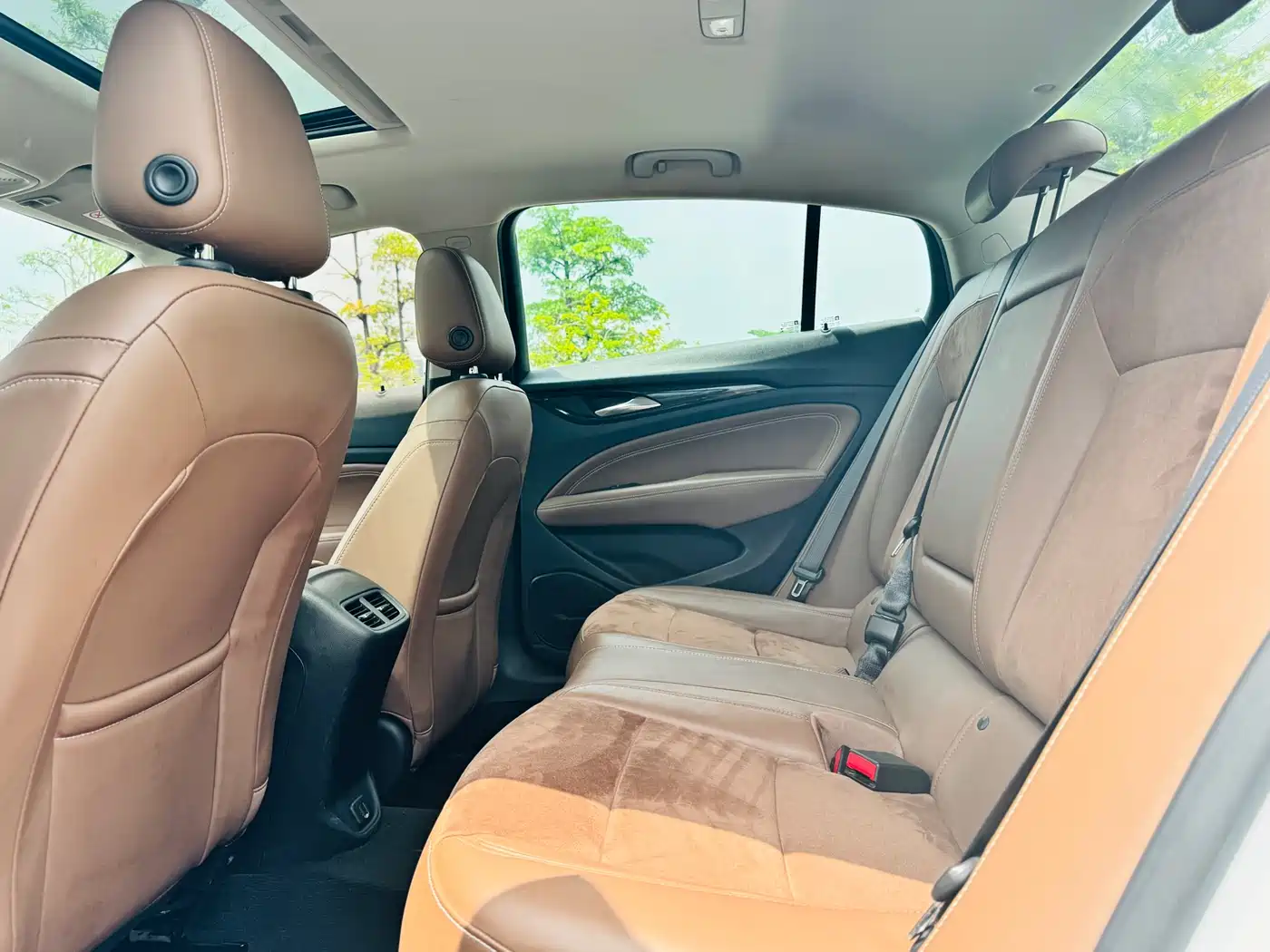 Buick Regal 2019 20T Elite China VI фото 5