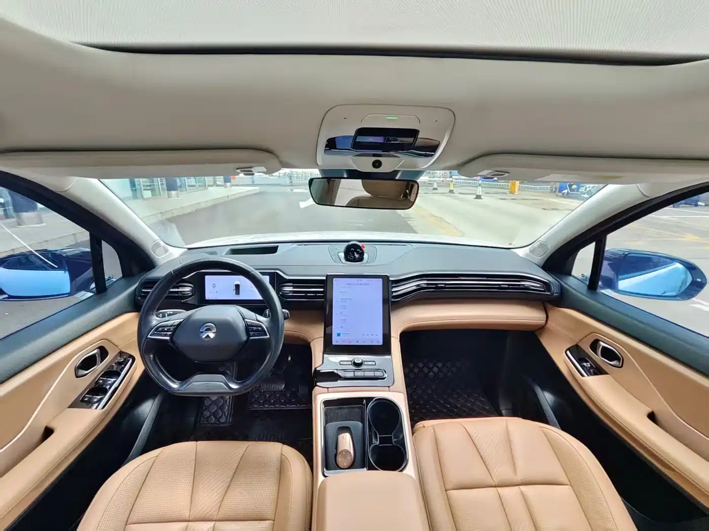 NIO ES8 2018 2018 Founder Edition