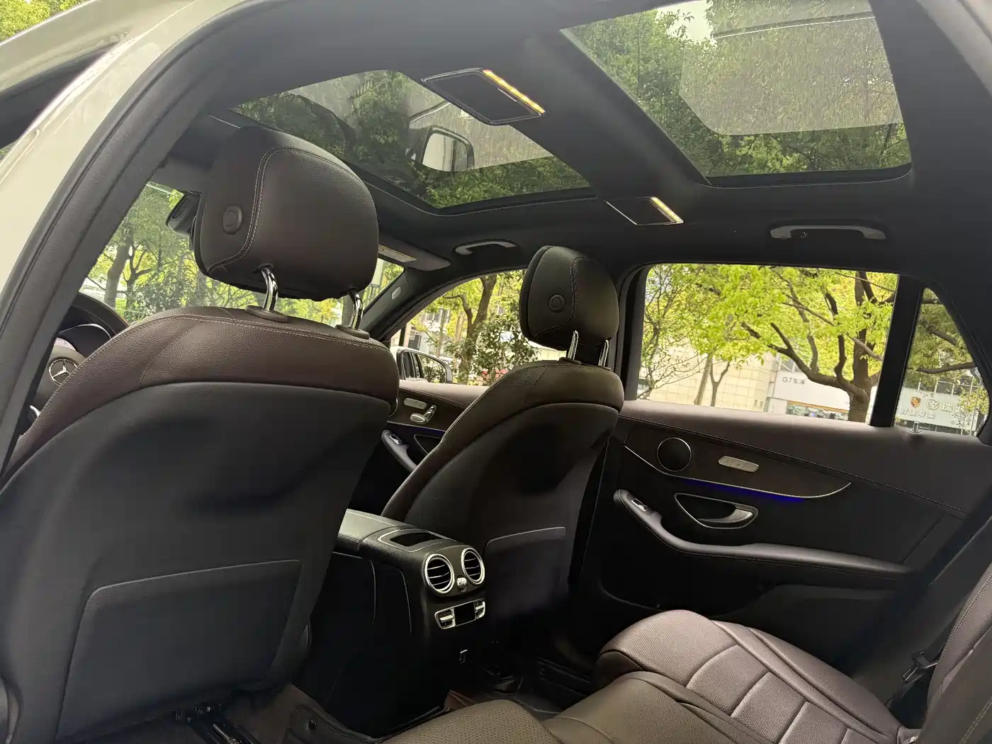 Mercedes-Benz GLC 2022 GLC 300 L 4MATIC Dynamic Collector's Edition фото 10