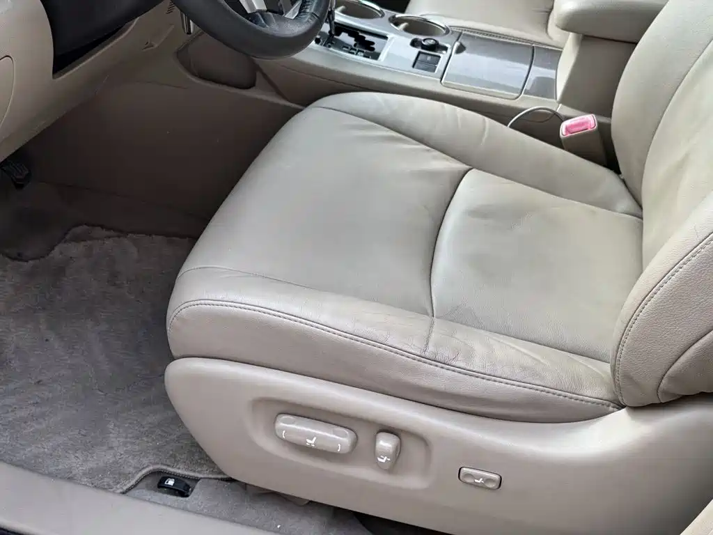 Фото 9 - Toyota Highlander