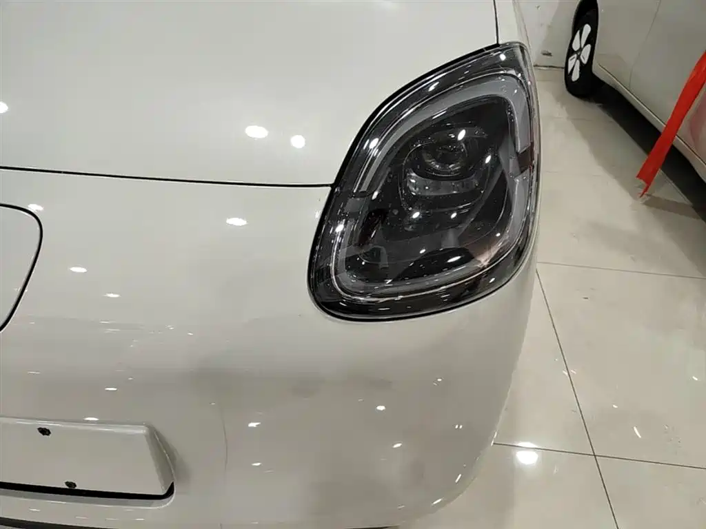 Wuling Motors Hongguang MINIEV 2026 2025 4-Door Advanced