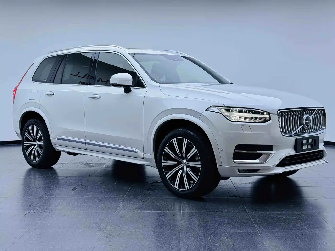 Фото 3 - Volvo XC90