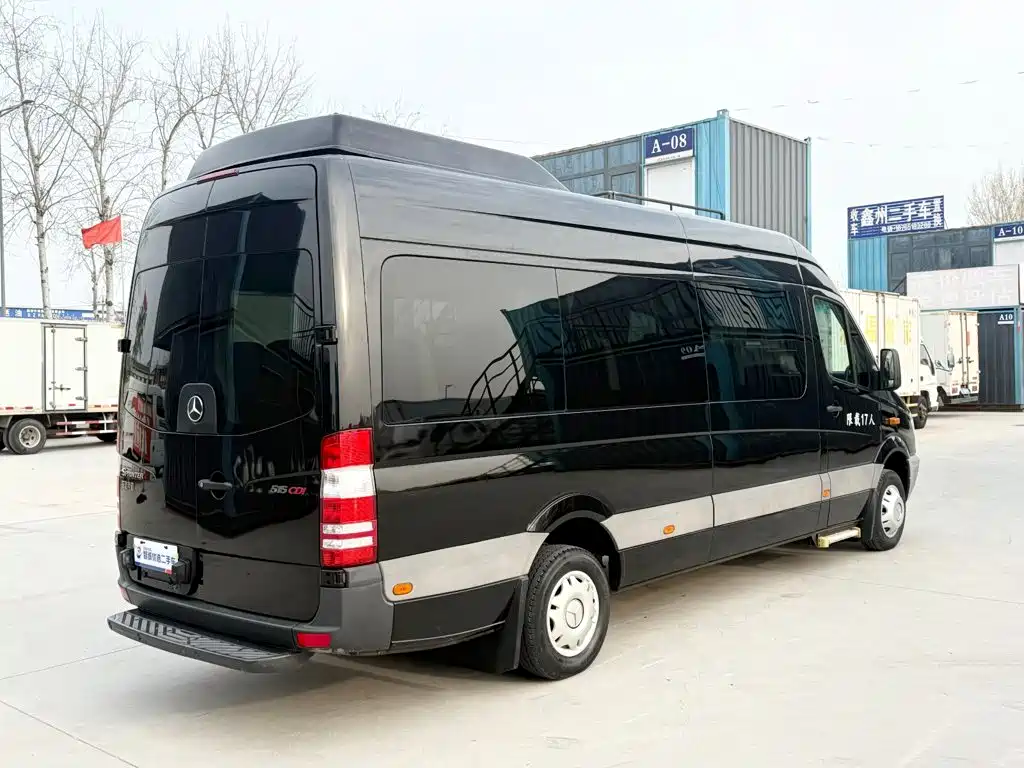 Mercedes-Benz Sprinter 2013 2012 Model 2.1T Premium Tour Long Wheelbase