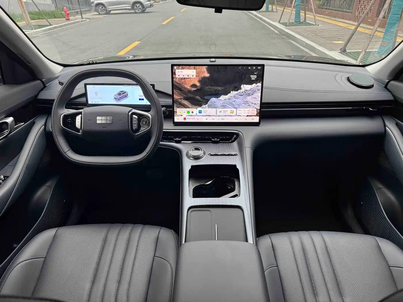 GEELY GALAXY GALAXY E5