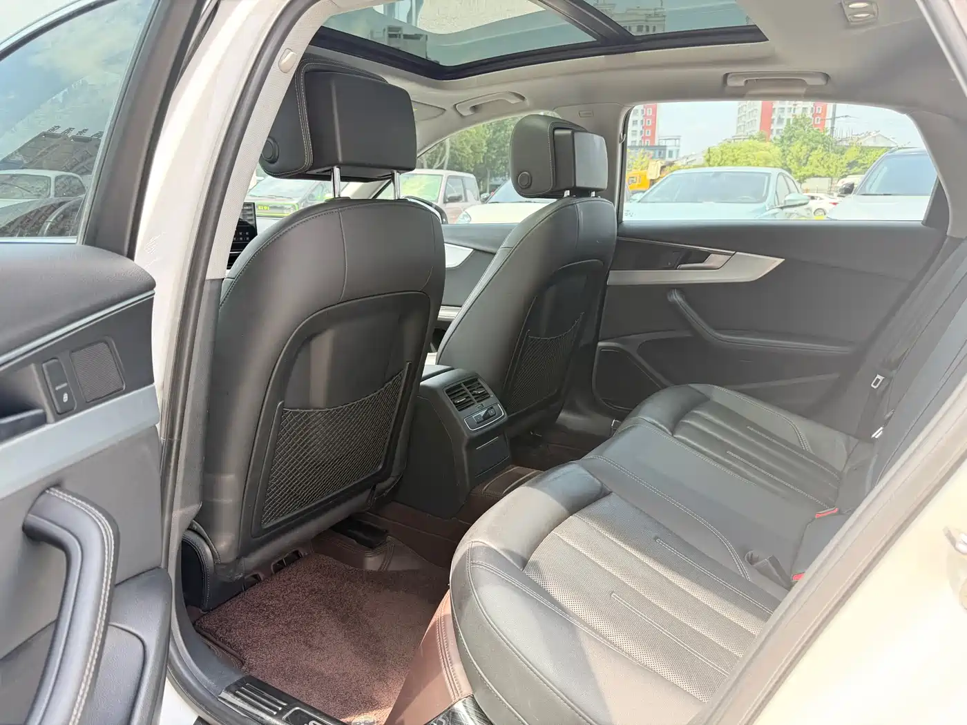 Audi A4L 2020 40 TFSI Luxury Elegance фото 5
