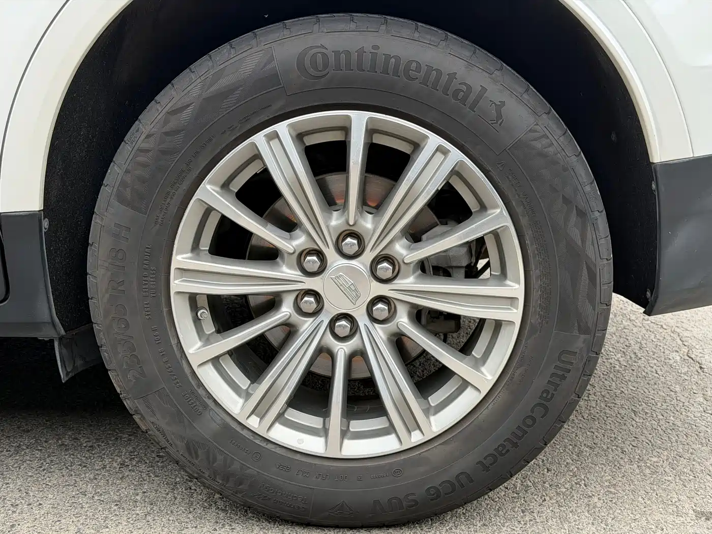 Cadillac XT5 2016 25T Luxury Model фото 6