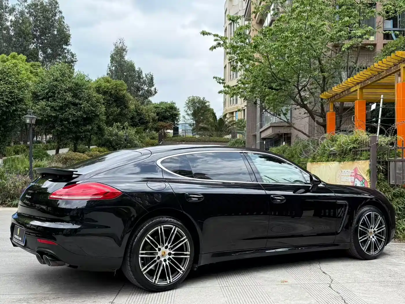 Porsche Panamera 2016 Panamera Executive Edition 3.0T фото 39