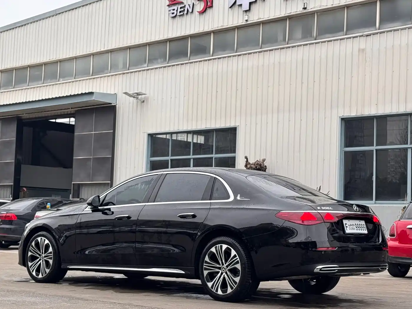 Mercedes-Benz E-Class 2025 E 300 L Luxury фото 8