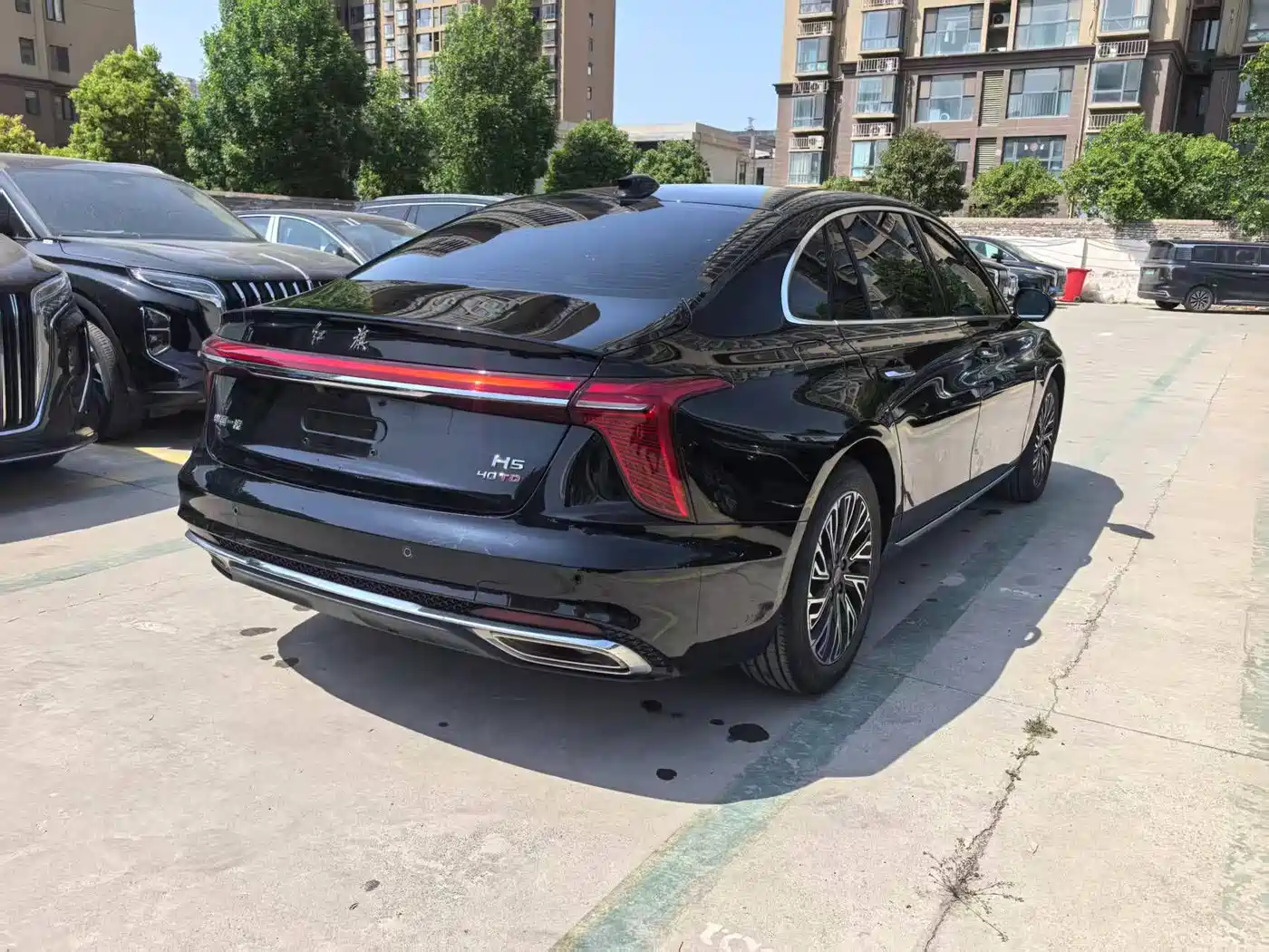 Hongqi H5 2024 2.0T Automatic Smart Connect Flag Smooth Edition фото 10