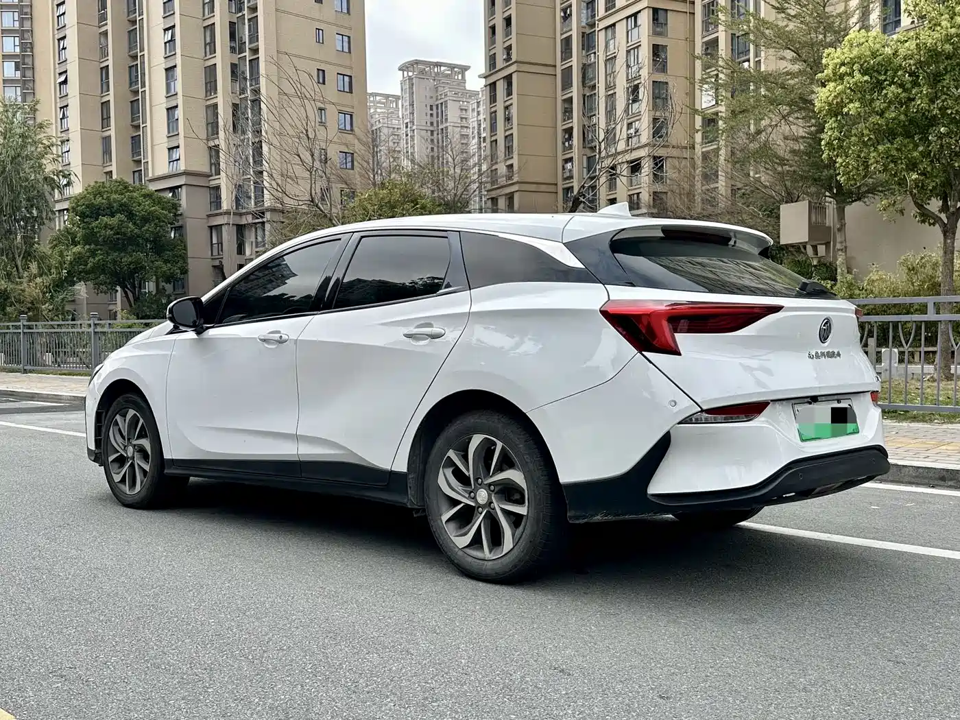 BUICK SLIGHTLY BLUE 6