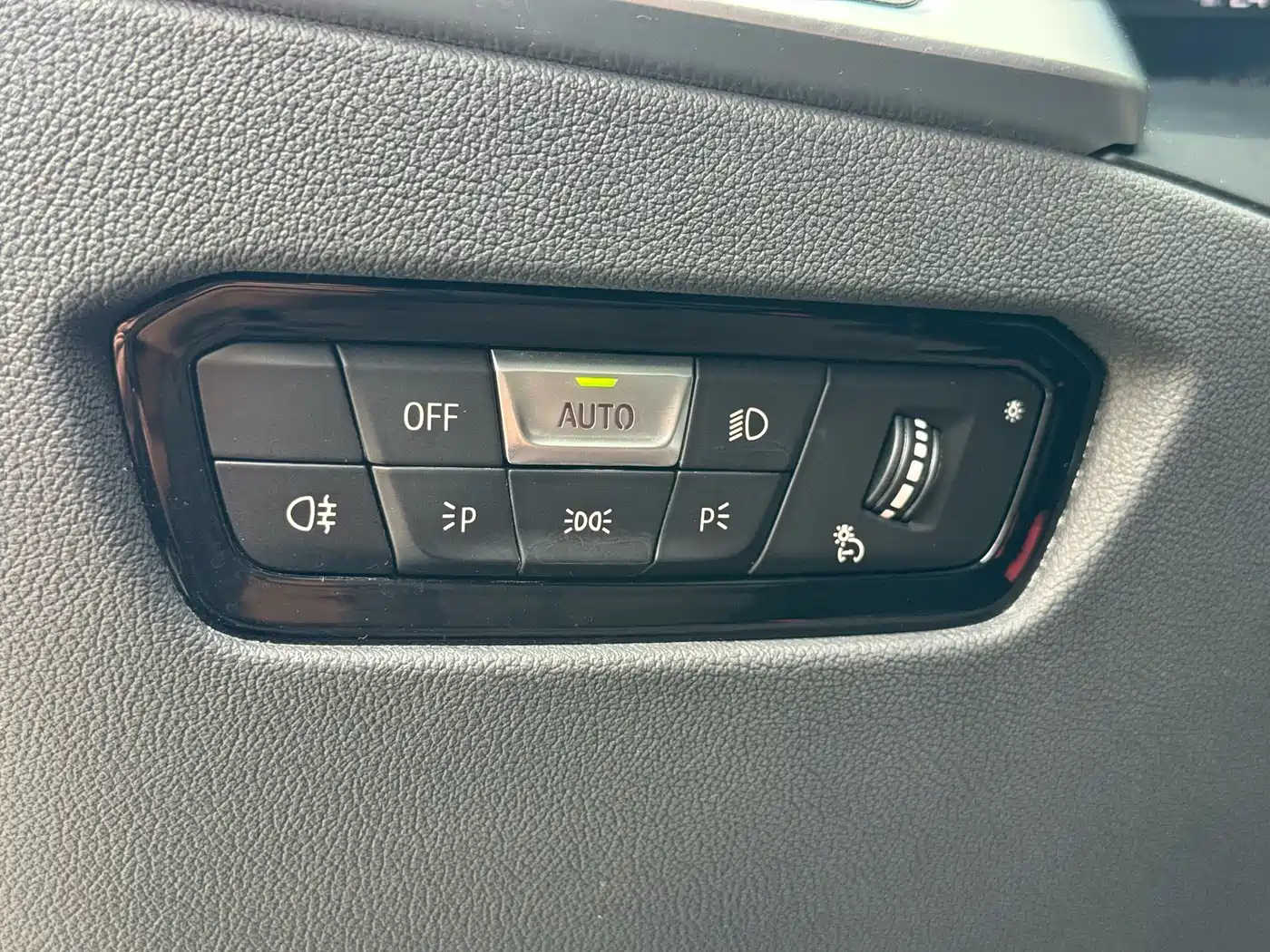BMW 3 Series 2020 320Li M Sport Package фото 7