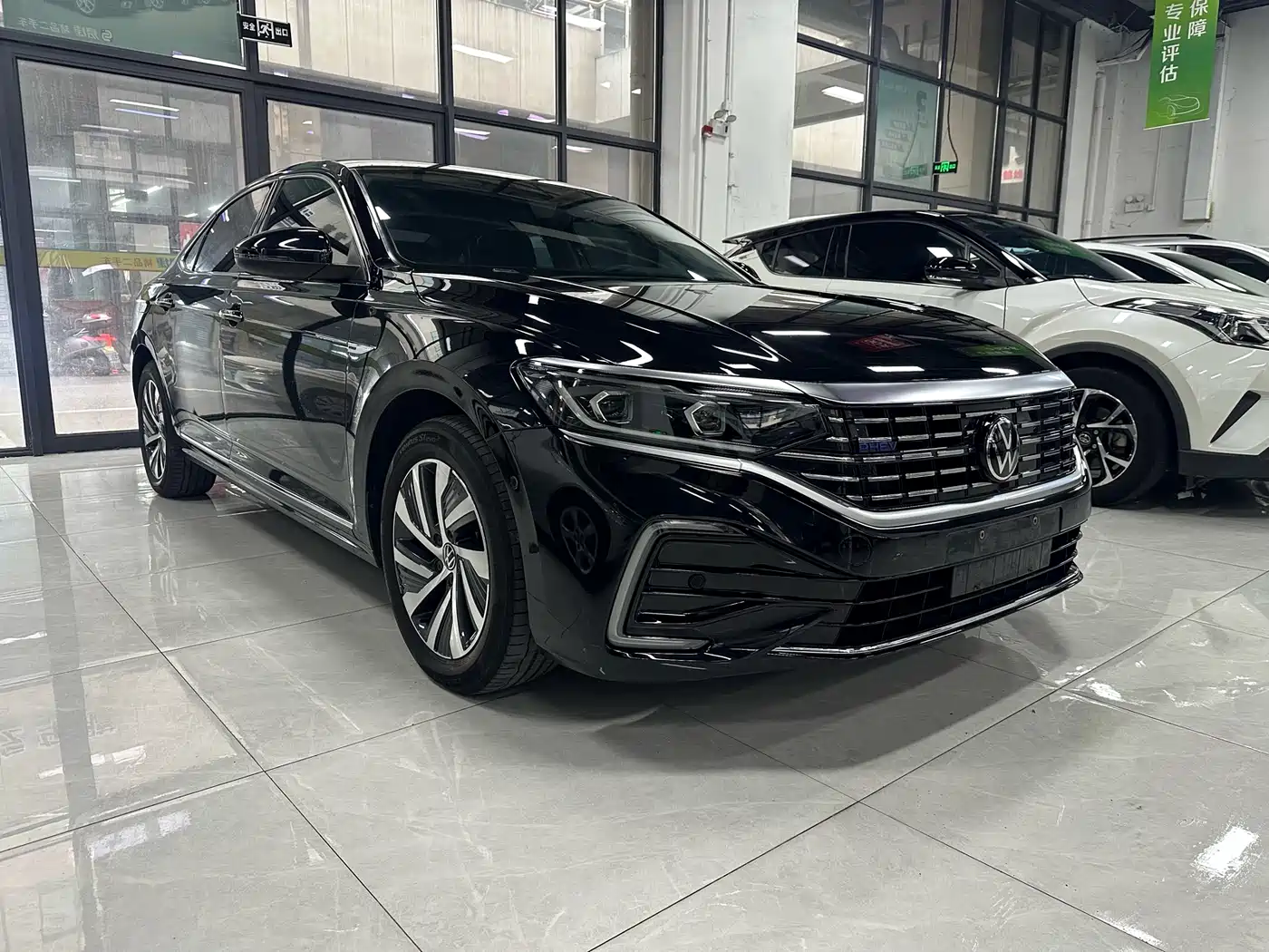 Volkswagen Passat New Energy 2022 430PHEV Hybrid Luxury Edition фото 2