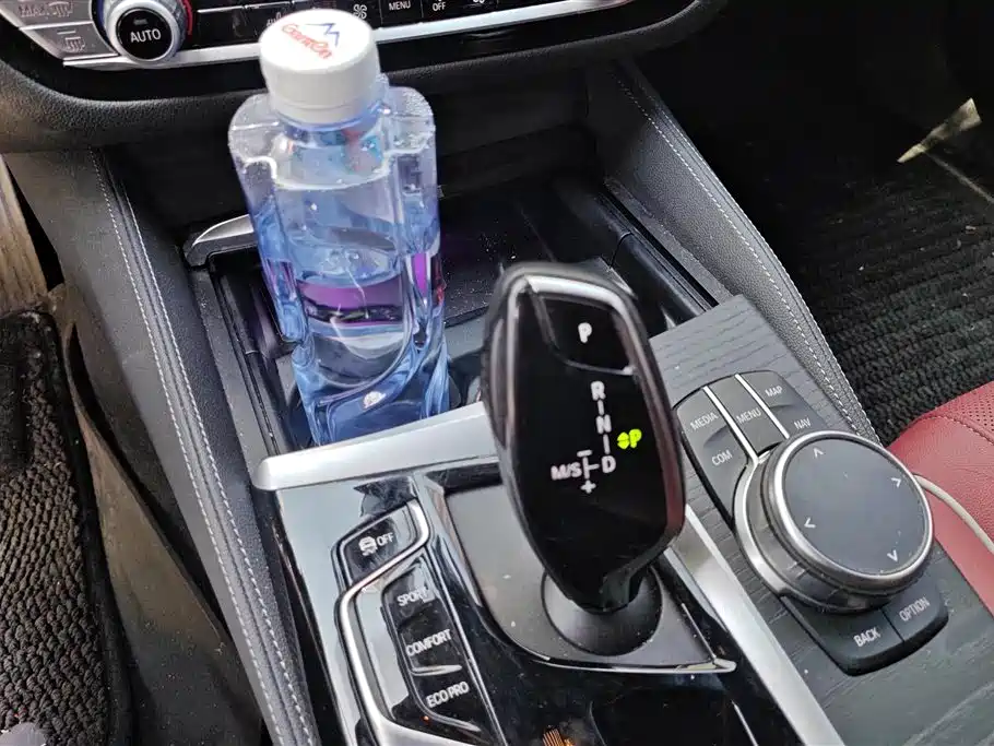 BMW 5 Series 2023 Facelift 530Li Leading M Sport Package фото 16