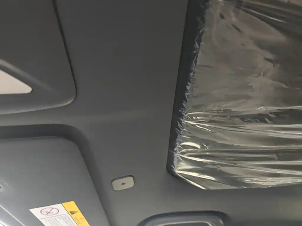 Changan UNI-V iDD 2025 2024 Blue Whale Smart iDD 136km Smart Cool