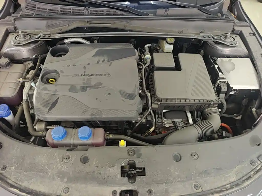 Changan UNI-V iDD 2025 2024 Blue Whale Smart iDD 136km Smart Cool
