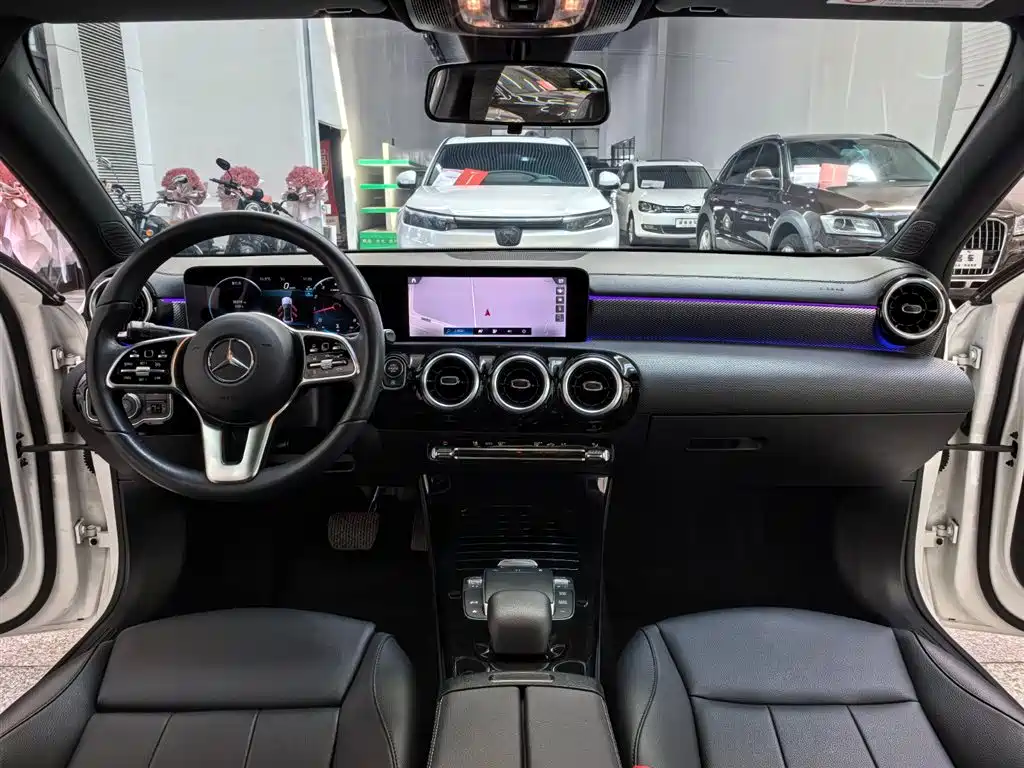 MERCEDES-BENZ A CLASS
