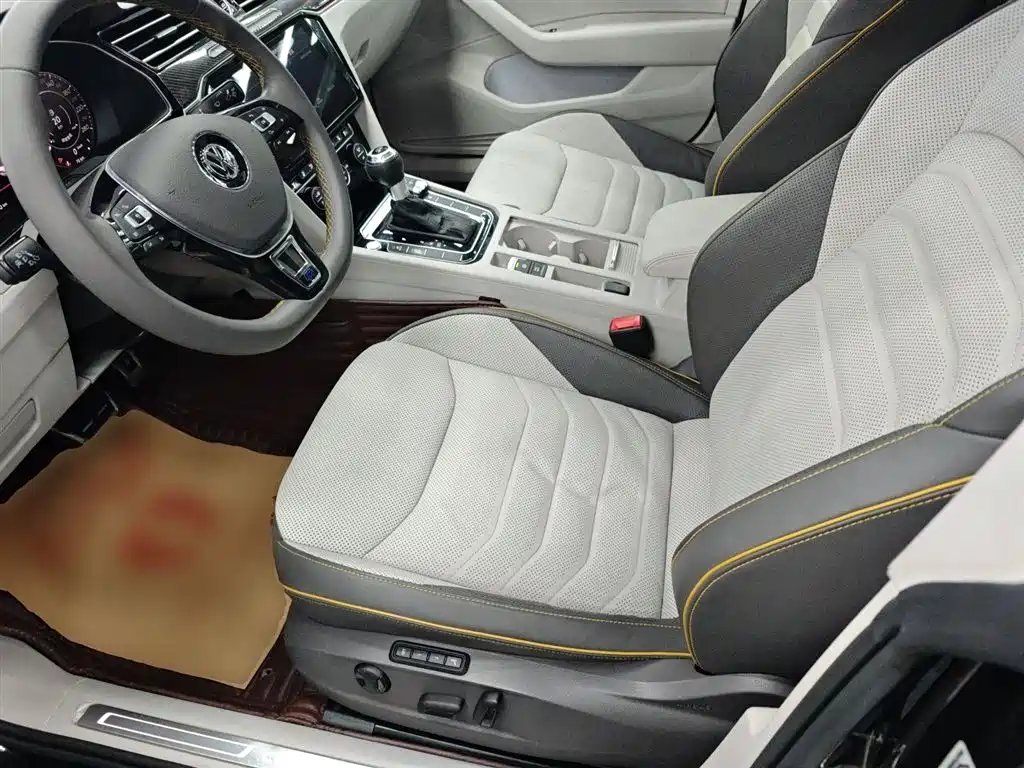 Volkswagen FAW-Volkswagen CC 2019 380TSI Radiance Edition China VI фото 14