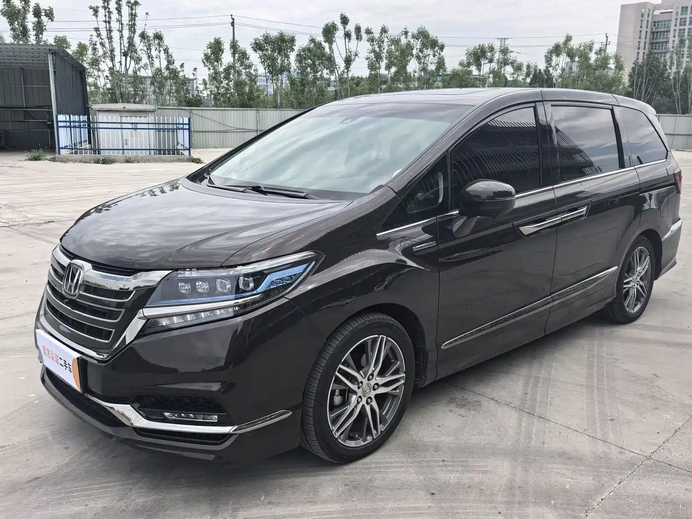 Honda Elysion 2019 2.0L Hybrid Supreme Edition