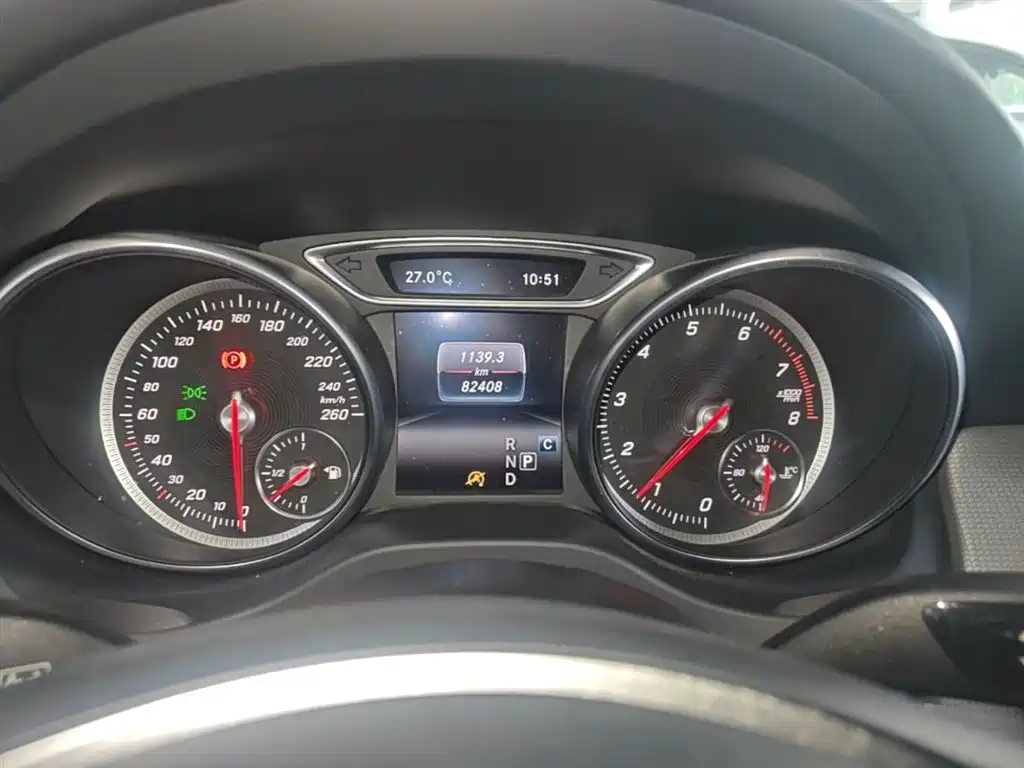 Mercedes-Benz CLA (Import) 2017 Facelift CLA 200 Style фото 12